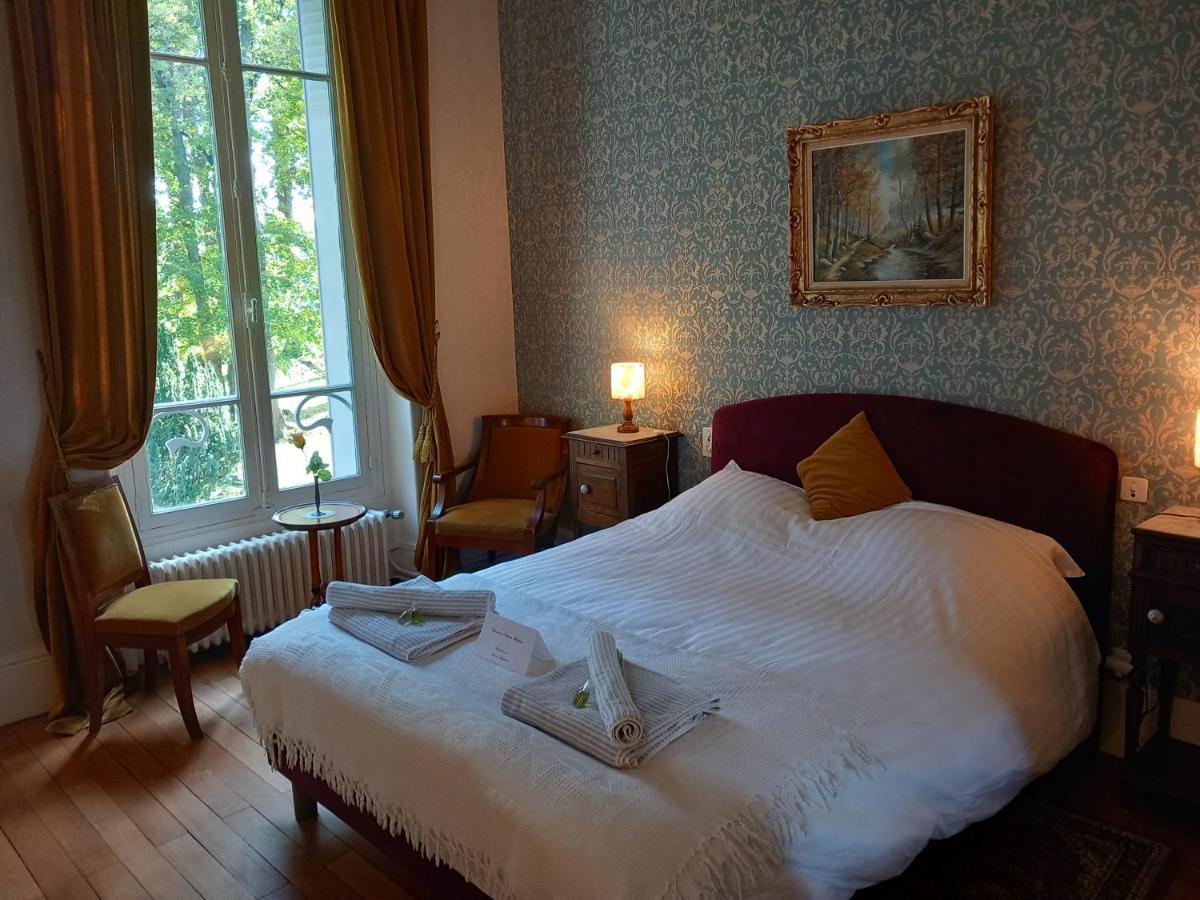 Chateau Maleplane Panzió Saint-Léonard-de-Noblat Kültér fotó